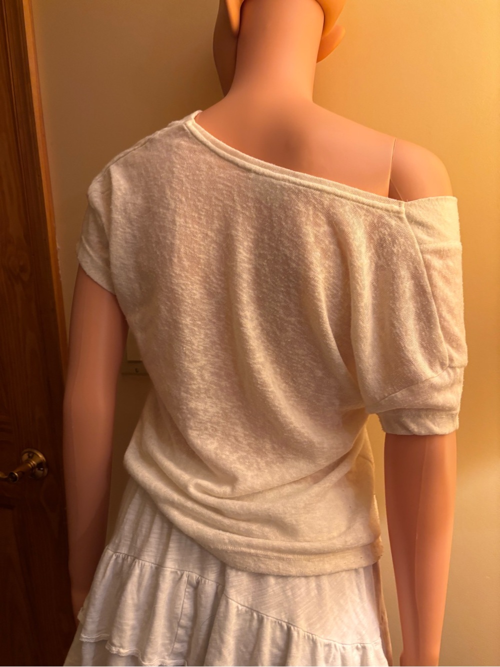 La Hearts Cream Lightweight Knit Top